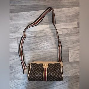 Gucci Wanna Be Crossbody